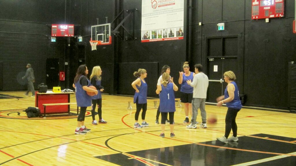A Success Story in the Making B’nai Brith Women’s Basketball League